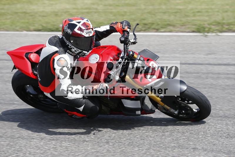 /27 12.06.2025 Ducati Schweiz Trackday Warmup  ADR/blau-bleu/19-1